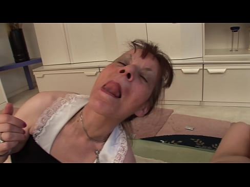 ❤️ Du dapîr û bapîrekî wan sê kes in ️❌ Pornoya rûsî li me